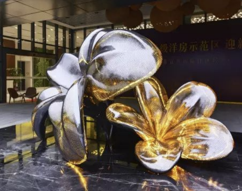 Stainless steel flower sculpture