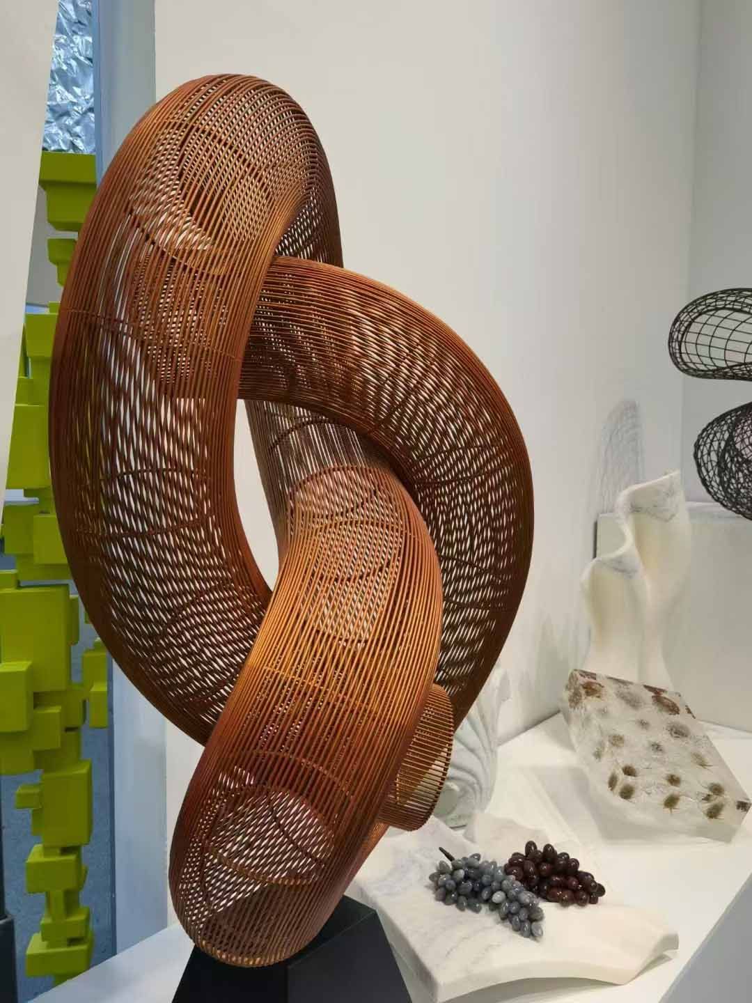 Steel Wire Art - Geometric Modelling