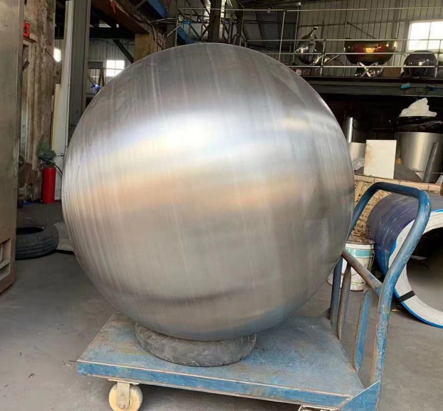 Stainless steel hollow spheres - semi-finished workshop