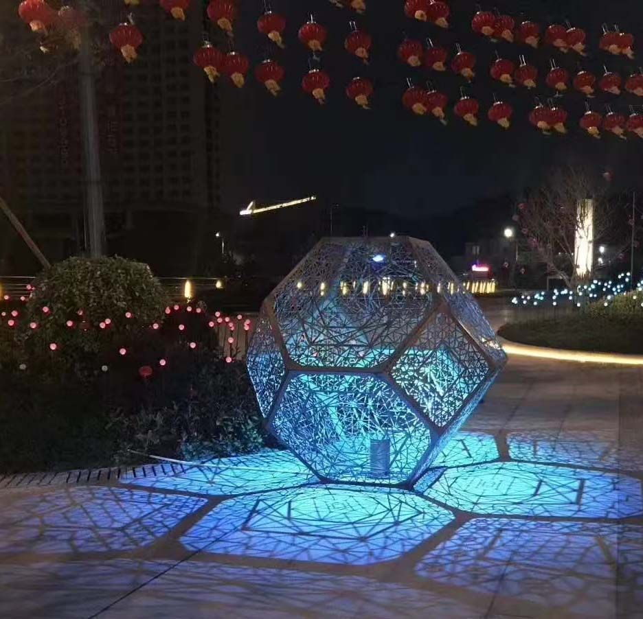 Outdoor Art Landscape Light Sculpture
